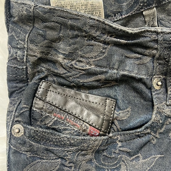 Gently Used Diesel Jeans - Grupee Sz 25 L 32 Women’s - Picture 2 of 9